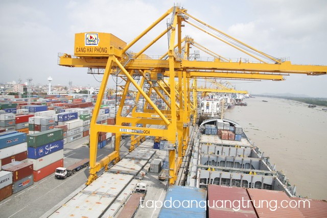 Cầu trục giàn QC